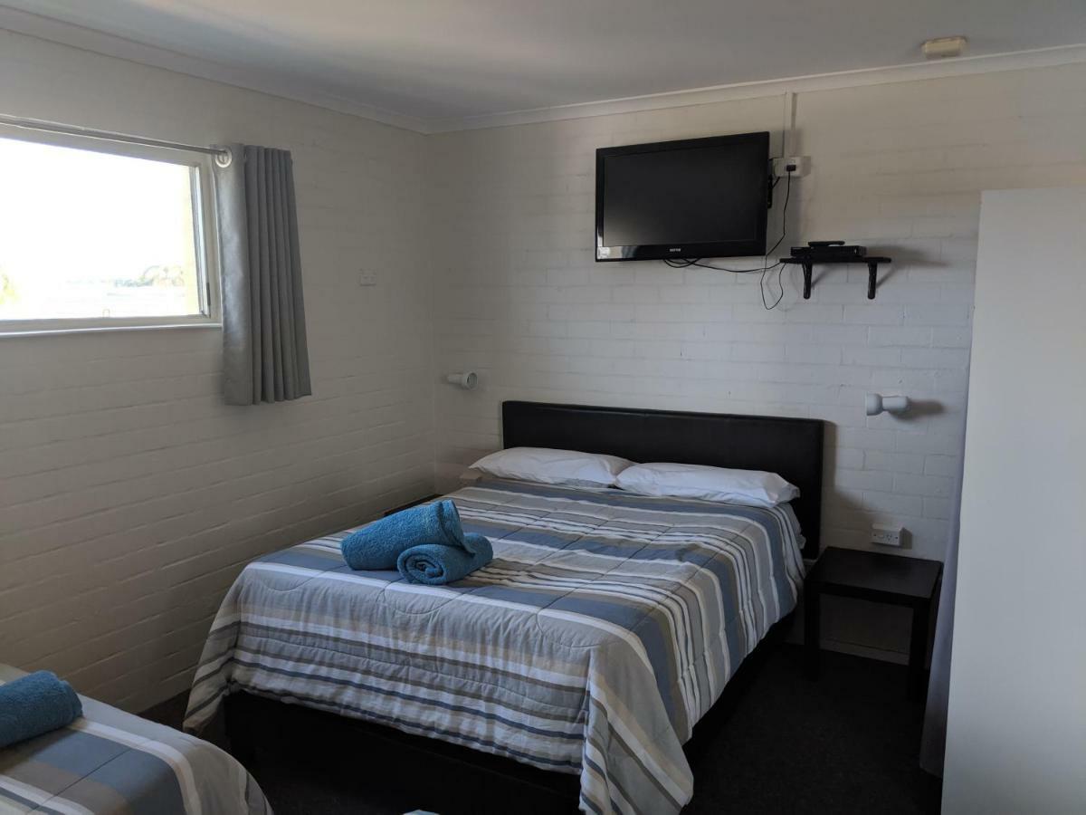 哈林顿村汽车旅馆 Manning Point 外观 照片